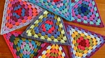 [Free Pattern] These Granny Triangles Are Quick And Easy To Make And Look Absolutely Gorgeous!